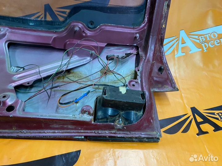 Крышка багажника Ваз 2112