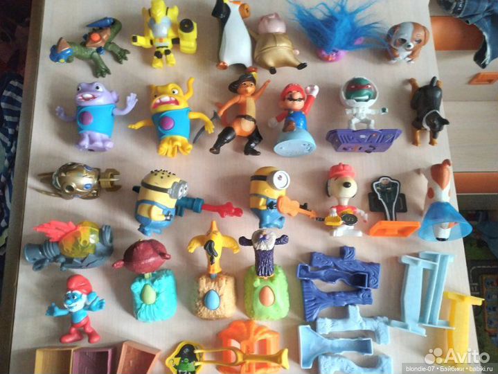 Пакет игрушек из Макдоналдса