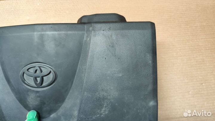 Декоративная крышка двигателя Rav 4 50