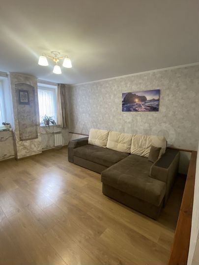3-к. квартира, 55 м², 1/3 эт.