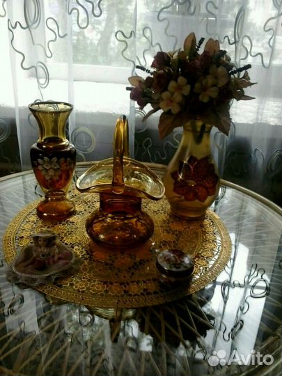 Конфетница и цветочные вазы