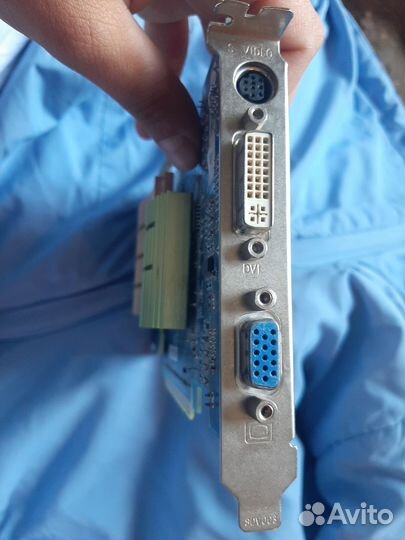 Видеокарта gigabyte