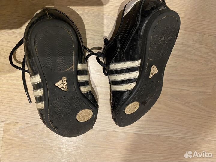 Бутсы для зала adidas