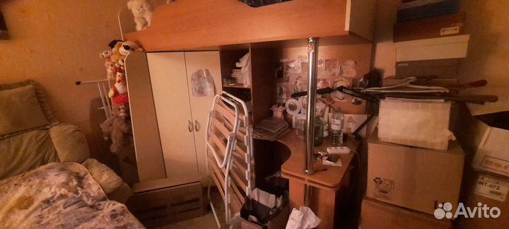 Кровать чердак со столом