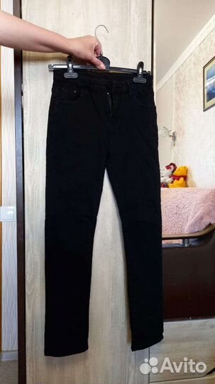 Джинсы для девочки 140см