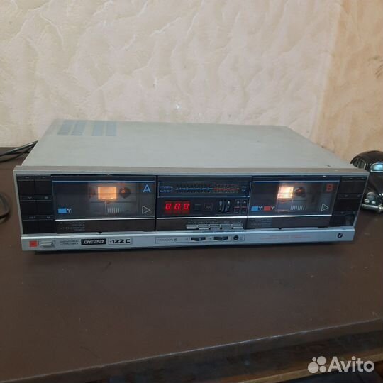 Кассетный магнитофон Вега мп122С