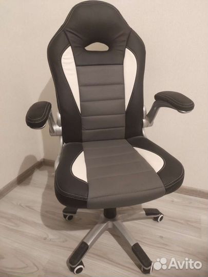 Кресло компьютерное новое