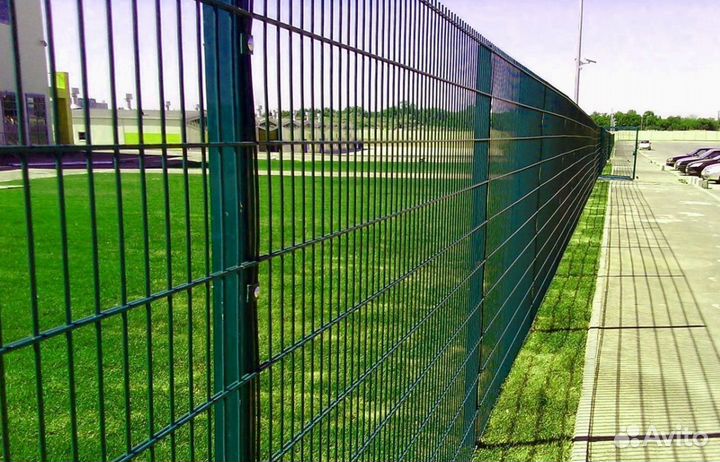 Заборы из 2D сетки со склада новые доставка
