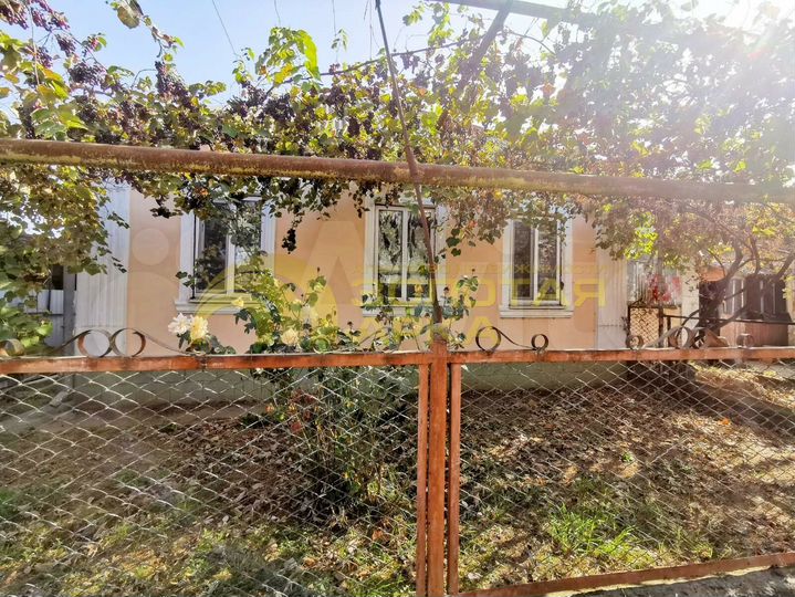 Дом 90 м² на участке 10,4 сот.