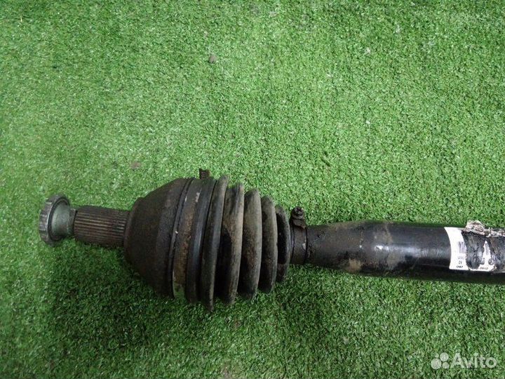 Привод передний правый Audi A1 8X1 caxb 47536 2012