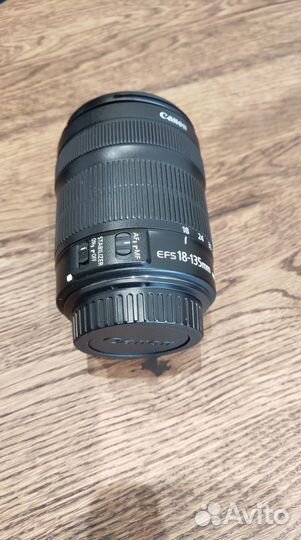 Объектив Canon EF-S 18-135mm f/3.5-5.6 IS STM