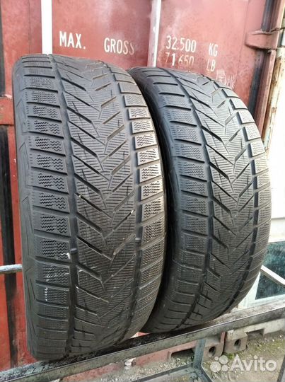 Vredestein Wintrac Xtreme S 275/45 R21 94K