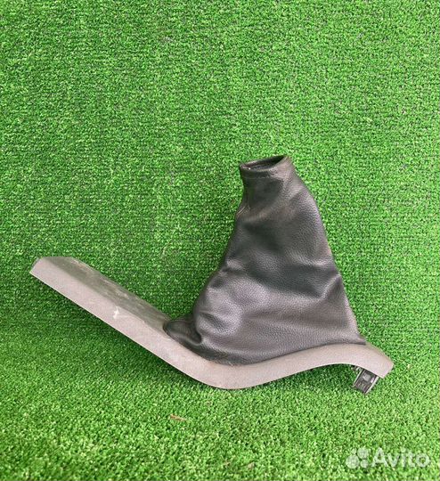 Чехол стояночного тормоза Ford Focus 2