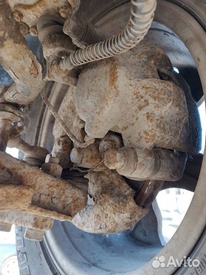 Суппорт правый левый Great Wall Xin Kai 2WD