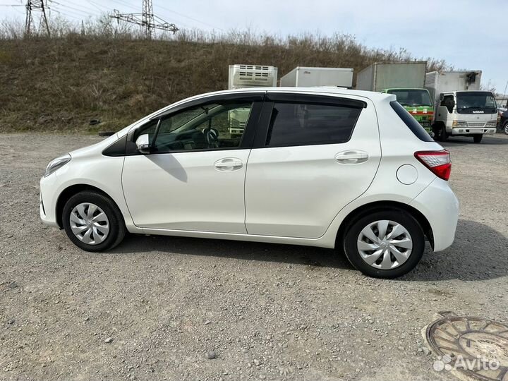 Toyota Vitz 1.0 CVT, 2018, 63 000 км