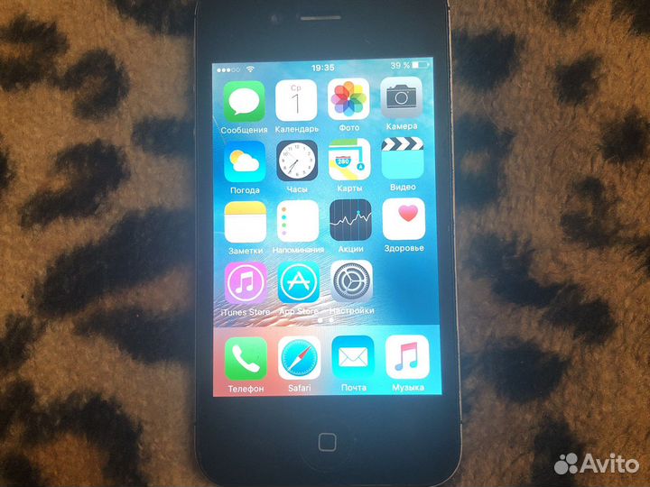 iPhone 4S, 16 ГБ