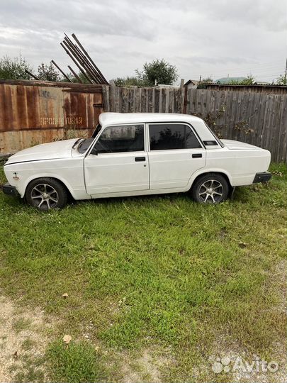 ВАЗ 2107 1.6 МТ, 2010, битый, 60 000 км