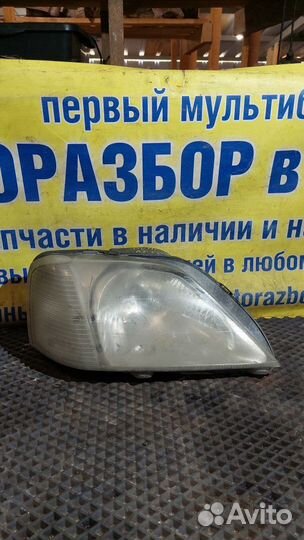 Фара правая Renault Logan