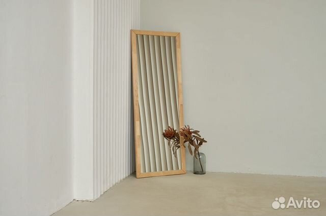 Настенное зеркало из дерева City во весь рост