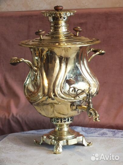 Самовар ваза манерный