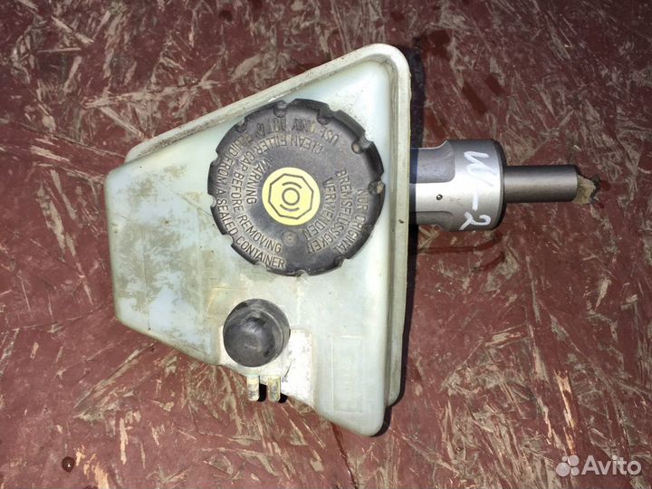 Главный тормозной цилиндр Mercedes W210