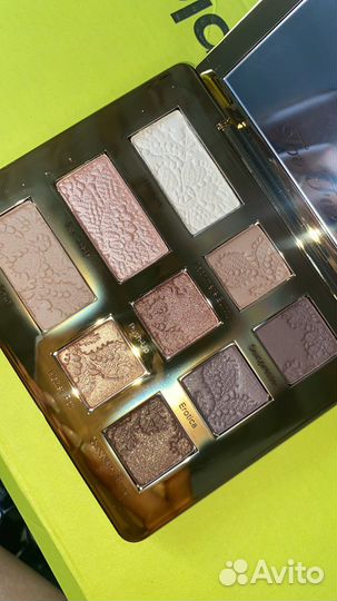 Палетка теней too faced