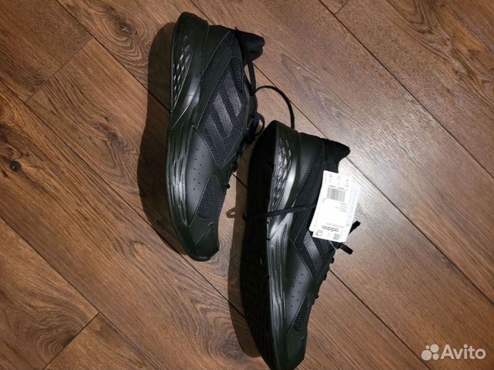 Adidas мужские кроссовки новые