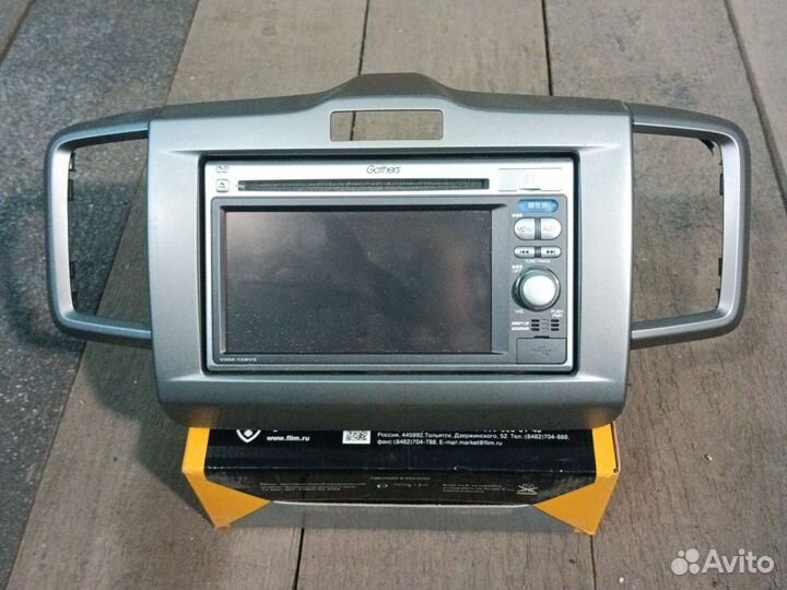 Магнитола с рамкой