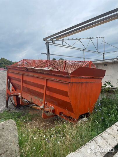 Пескорасбрасыватель