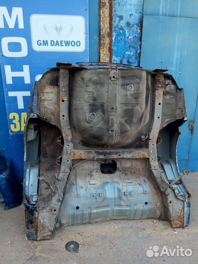 Задняя часть hyundai sonata ef (тагаз)