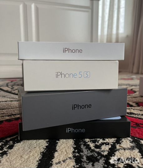 Коробка от iPhone 5s / 8 plus / 13