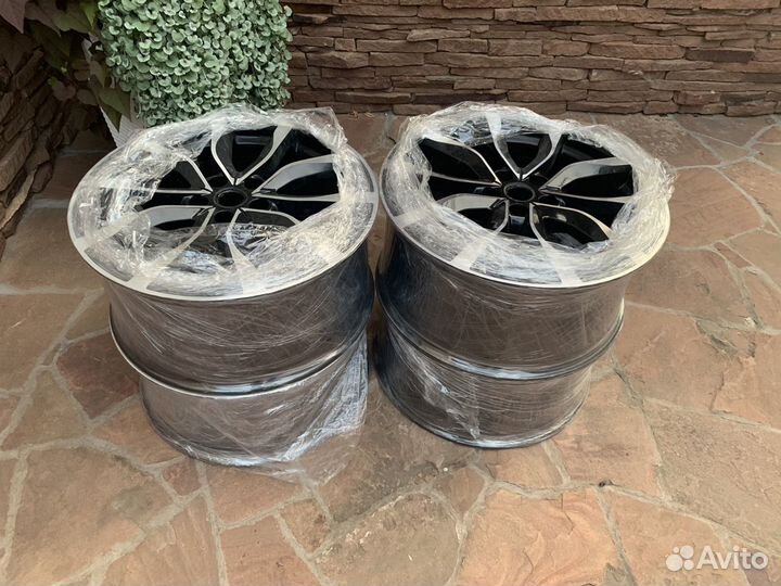 Диски MAK Higlands R21x9,5j 5x120 ET49 цо 72