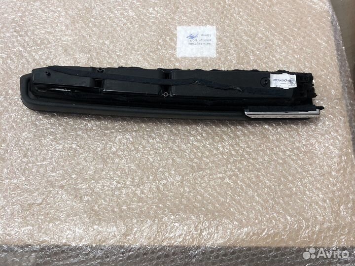 Подлокотник передний mercedes