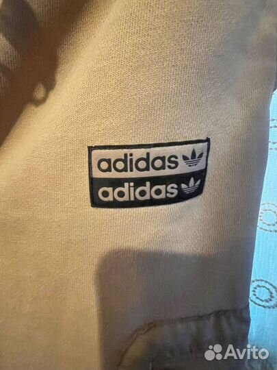 Спортивный костюм adidas