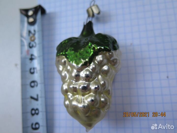 Ёлочная игрушка гроздь винограда, 60-е. СССР