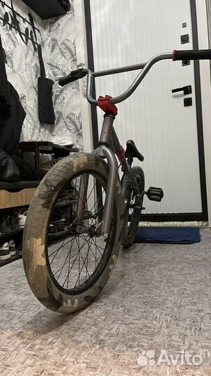 Трюковой велосипед bmx