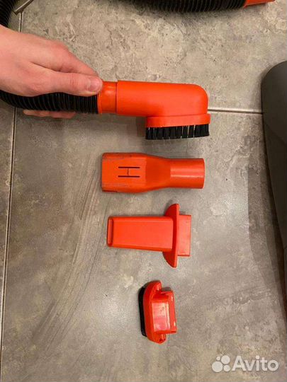Автомобильный пылесос black decker