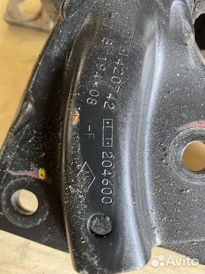 Опора двигателя renault logan