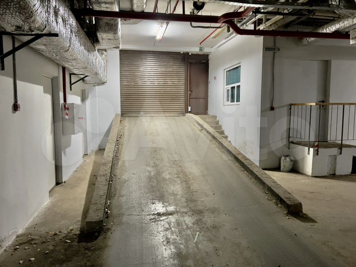 Машиноместо, 18 м²