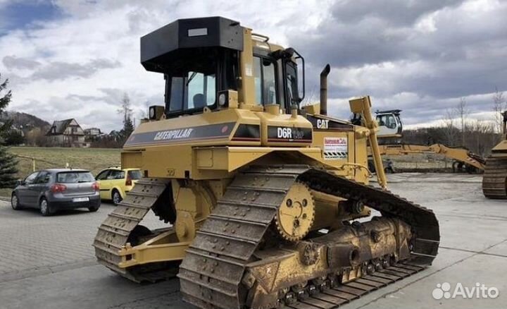 Разбор бульдозера Caterpillar D6R