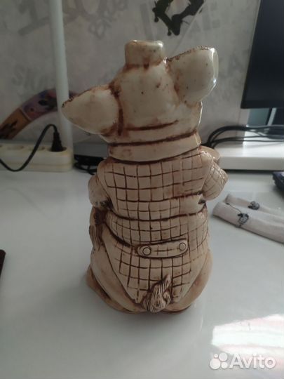 Штоф, тара в форме свиньи