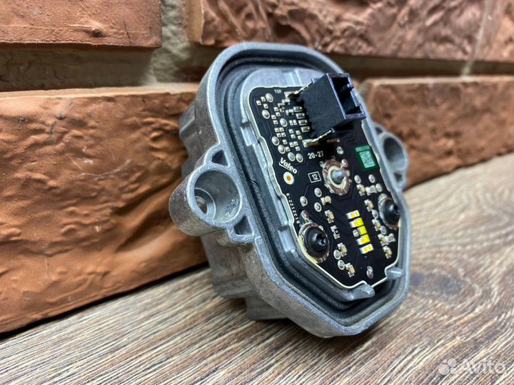 Светодиодный модуль фары Volvo XC90 2015+