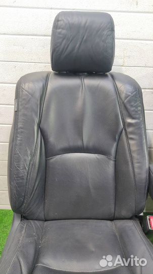 Сиденья передние Lexus RX400H 2007