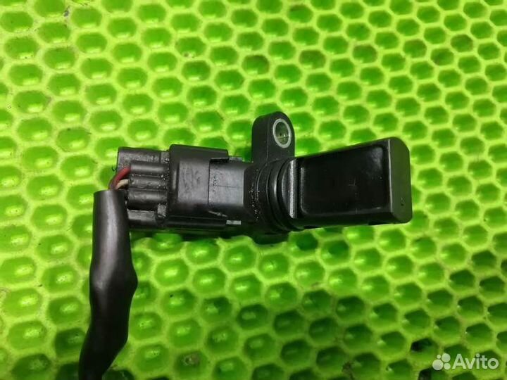 Датчик распредвала передний (левый) VQ35DE Nissan