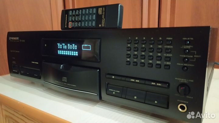 CD-проигрыватель Pioneer PD-S702