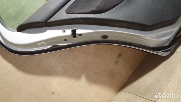 Дверь задняя левая VW Golf 4 (1J)