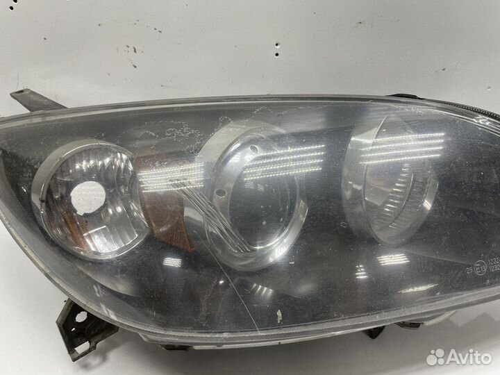 Фара передняя правая Mazda 3 BK хэтчбек