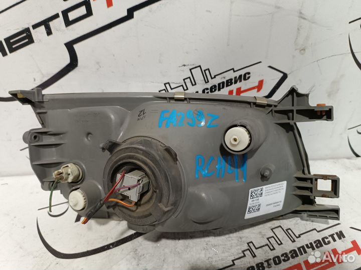 Фара toyota regius KCH40G KCH40W KCH46G KCH46W RCH