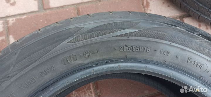 Viatti Strada 2 (V-134) 205/55 R16