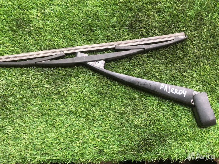 Дворник пятой двери Паджеро 4 V98W